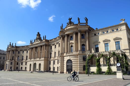 Jura-Bibliothek der juristischen Fakultät der Universität am Bebelplatz, Deutschland, Berlin
