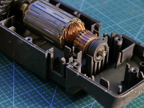 power tool mechanism, repair of hand power tools