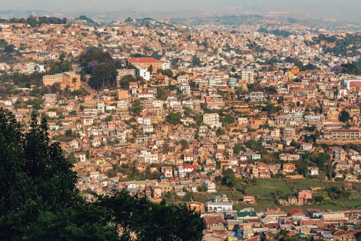 Antananarivo (AN-tan-AN-ah-REEV-oo) - City of a Thousand, also known as Tana, capital and largest city of Madagascar. French name Tananarive. Poor capital and largest city in Madagascar.