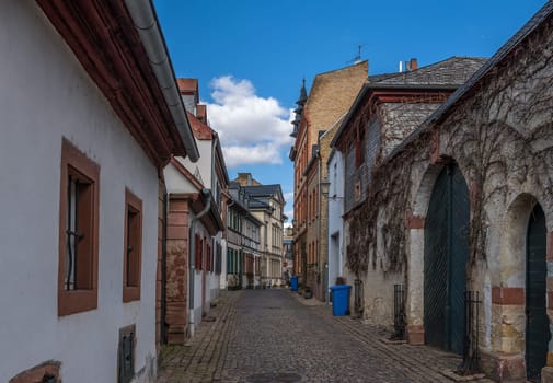 Houses in the historic old town of Eltville am Rhein in the Rhine Valley, Hesse, Germany