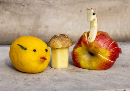 Animal-shaped decorations made of fruits and vegetables