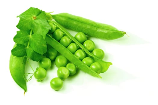peas isolated on white background macro close up