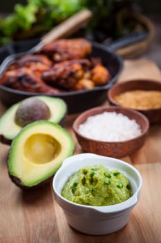 Guacamole with avocado and grilled chicken