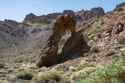 The Zapato de la Reina Rock ( The Queen's Shoe ), whose shape is reminiscent of a high-heeled shoe, is located southwest of the Llano de Ucanca in the Las Canadas del Teide National Park, on the Canary Island of Tenerife, Spain