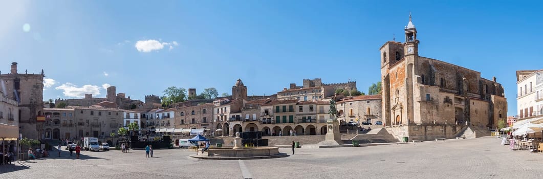 Panoramic view of Trujillo main square. Church of San Martin and statue of Francisco Pisarro (Trujillo, Caceres, Spain).