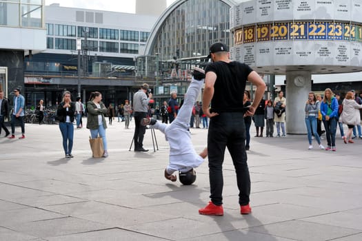 Breakdance on Alexanderplatz in Berlin
