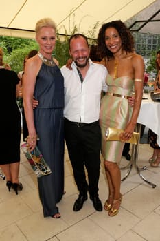 Petra van Bremen, Alexander Franke und Annabelle Mandeng , Wanawake Ladies Dinner im Restaurant Grace im Hotel Zoo Berlin am 05.07.2015