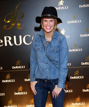 Monica Ivancan,  Grand Opening-Party der  Betten-Marke DeRucci  in der Flora Koeln am 19.01.2015