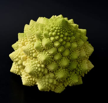 Romanesco,broccoli has large green flowers with excellent taste and decorative appearance. Romanesco,broccoli has large green flowers with an excellent taste and decorative appearance.