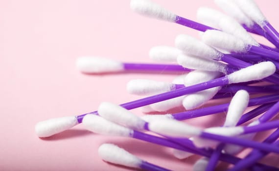 Cotton swab