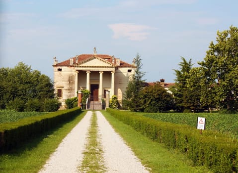 Villa built in Sec XVI - Vicenza Italy