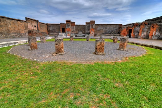 Some details of the excavations of Pompeii in HDR.