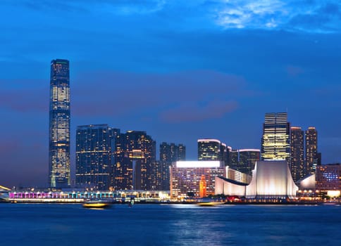 kowloon at night