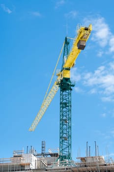 large crane above a not yet finished building