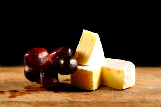 cheese brie and grape gourmet food