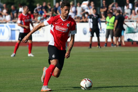 Tim Kleindienst in the test match Friedrichshafen