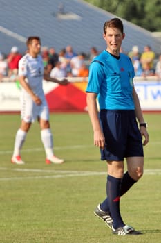 Referee Matthias Jöllenbeck at the test match Friedrichshafen