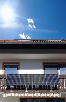 A balcony power plant is also suitable for older houses. Solar modules for power generation on a balcony