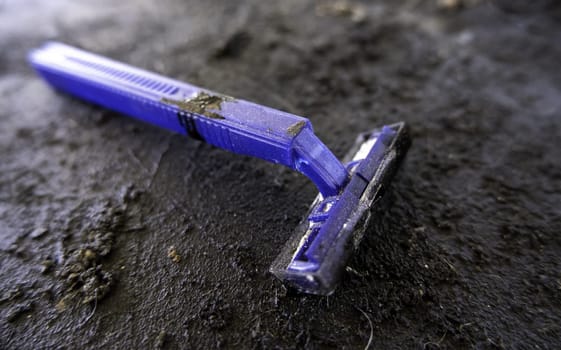 Old and worn out disposable razor