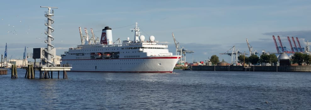 hamburger hafen cruise