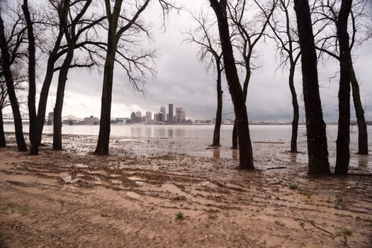 Record rainfall creates flooding in Kentucky April 2015