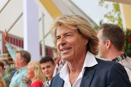 Hansi Hinterseer (musician / singer / artist) in the ARD-TV program "Immer wieder sonntags""."