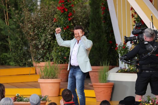 Stefan Mross (singer / presenter / entertainer) in the ARD TV show "Immer wieder sonntags""."