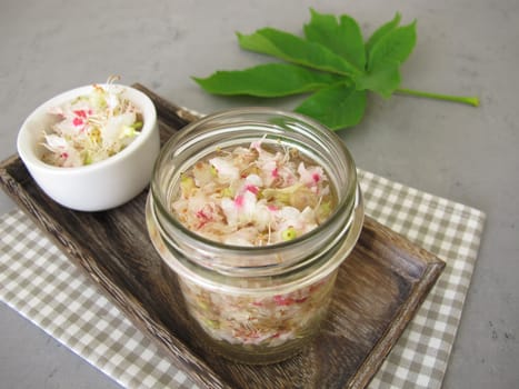 Chestnut flower tincture, extract from horse chestnut flowers