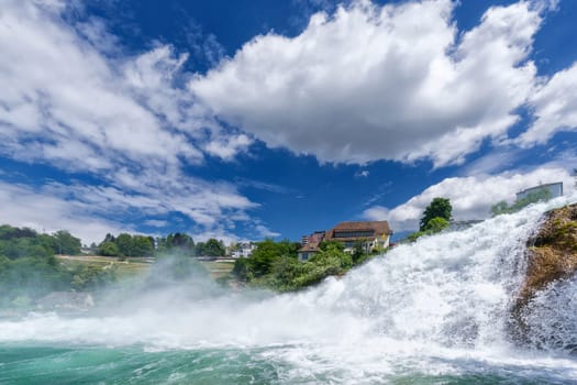 Yes,I would have liked to have done a long exposure,but how do I do this only on a swaying ship? Rhine Falls with a view of the Schaffhauser Ufer