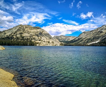 Tenaya Lake in Yosemite National Park, California