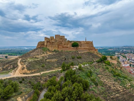 Castle fortress of Monzón Huesca of Muslim origin, Order of the Temple, strategic situation of difficult conquest of warlike interest in all the wars from the 10th century to the 20th century.