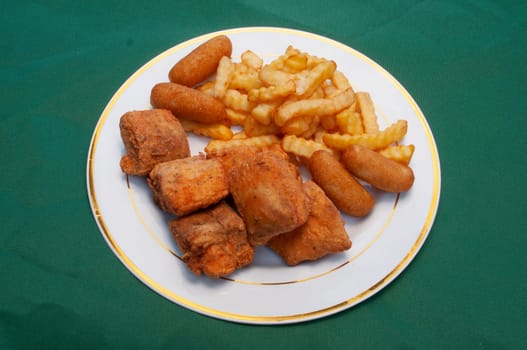 Delicious American cuisine known as fresh salmon bites