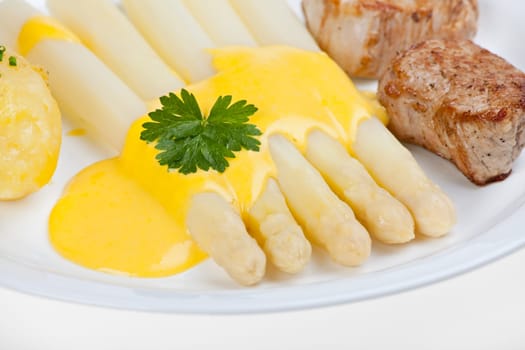 white asparagus and sauce hollandaise