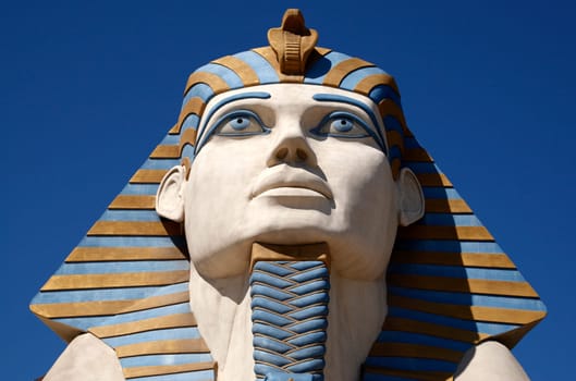 replica of the great sphinx of giza