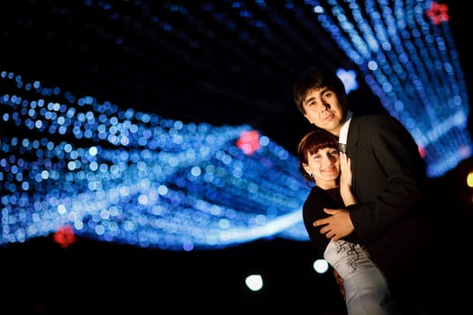 groom and bride at night