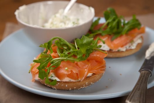 Delicious creamcheese bagel with smoked salmon and rocket
