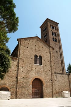 Ravenna, the franciscan church of Saint Francis (San Francesco), founded in the fifth century, with a Romanesque tower of the 10th century. This church was the first place where the poet Dante was buried when he died in Ravenna.
