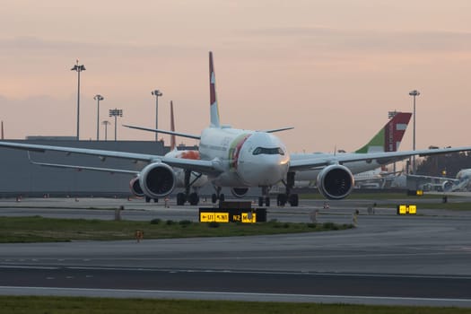 30 November 2022 PORTUGAL, LISBON: an AIRPORTUGAL airplane prepares to take off. Mid shot