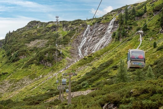 Cable car in the Austrian alps near Kaprun leading to the Rudolfs hut
