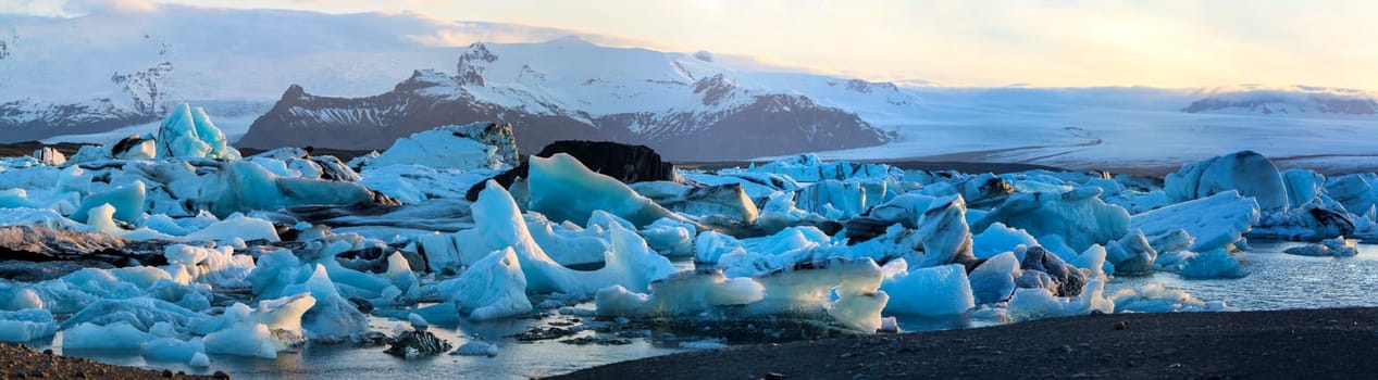 Panoramic view of Jokulsarlon glacial lake in the summer evening light, Iceland