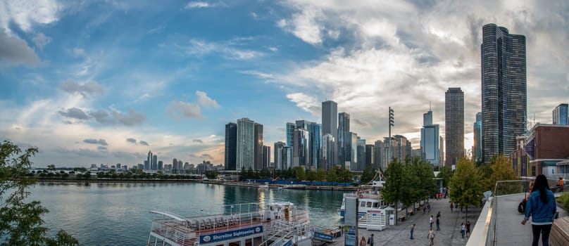 Sunset over the skyline of Chicago, from Navy Pier, USA