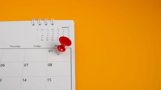 Pinning to the calendar It represents appointments, meeting reminders, planning for business meetings and travel planning concepts.