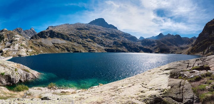 Lake Artouste from the Ossau valley in the Pyrénées-Atlantiques, France