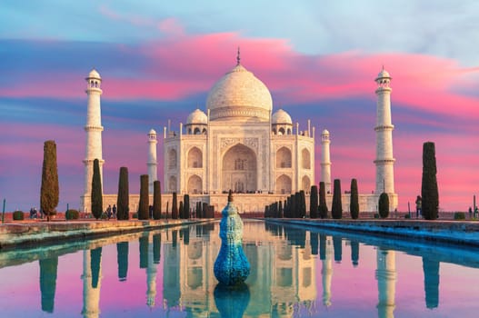 Taj Mahal main view on the sunset, famous marble mausoleum of Agra, Uttar Pradesh, India.