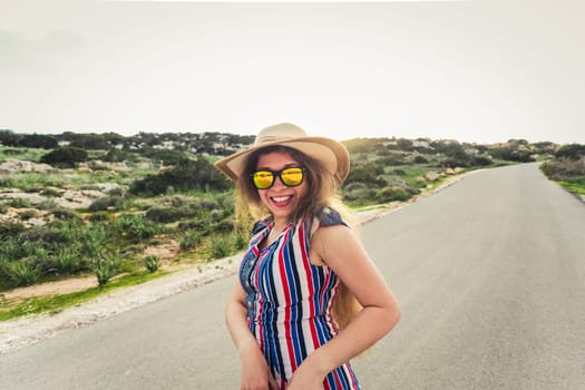 Close Up Portrait of Happy Fashion Woman in Sunglasses. Smiling Trendy Girl in Summer