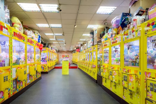 Taiwan 26 September 2023: Claw machine shop in taiwan