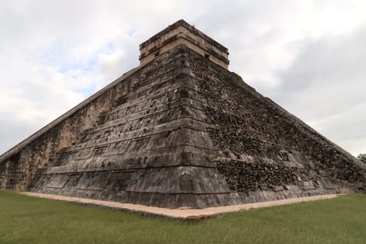 Pyramid of Kukulcan, El Castillo, The Castle, at Chichen Itza, one side is restored the other still destroyed, Valladolid, Mexico 2022