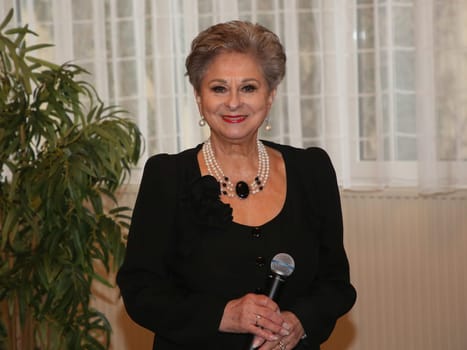 Schlagersängerin Dagmar Frederic beim einem Auftritt am 06.01.2024 in Magdeburg