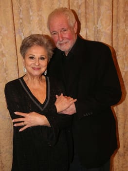 Schlagersängerin Dagmar Frederic mit Ehemann Klaus Lenk am 06.01.2024 in Magdeburg