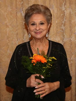 Schlagersängerin Dagmar Frederic beim einem Auftritt am 06.01.2024 in Magdeburg
